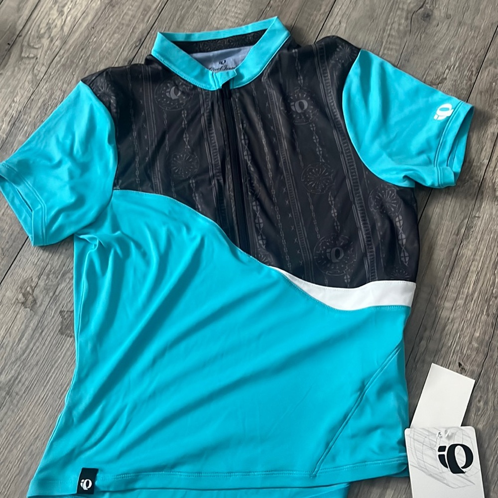 Pearl Izumi  running shirt new!